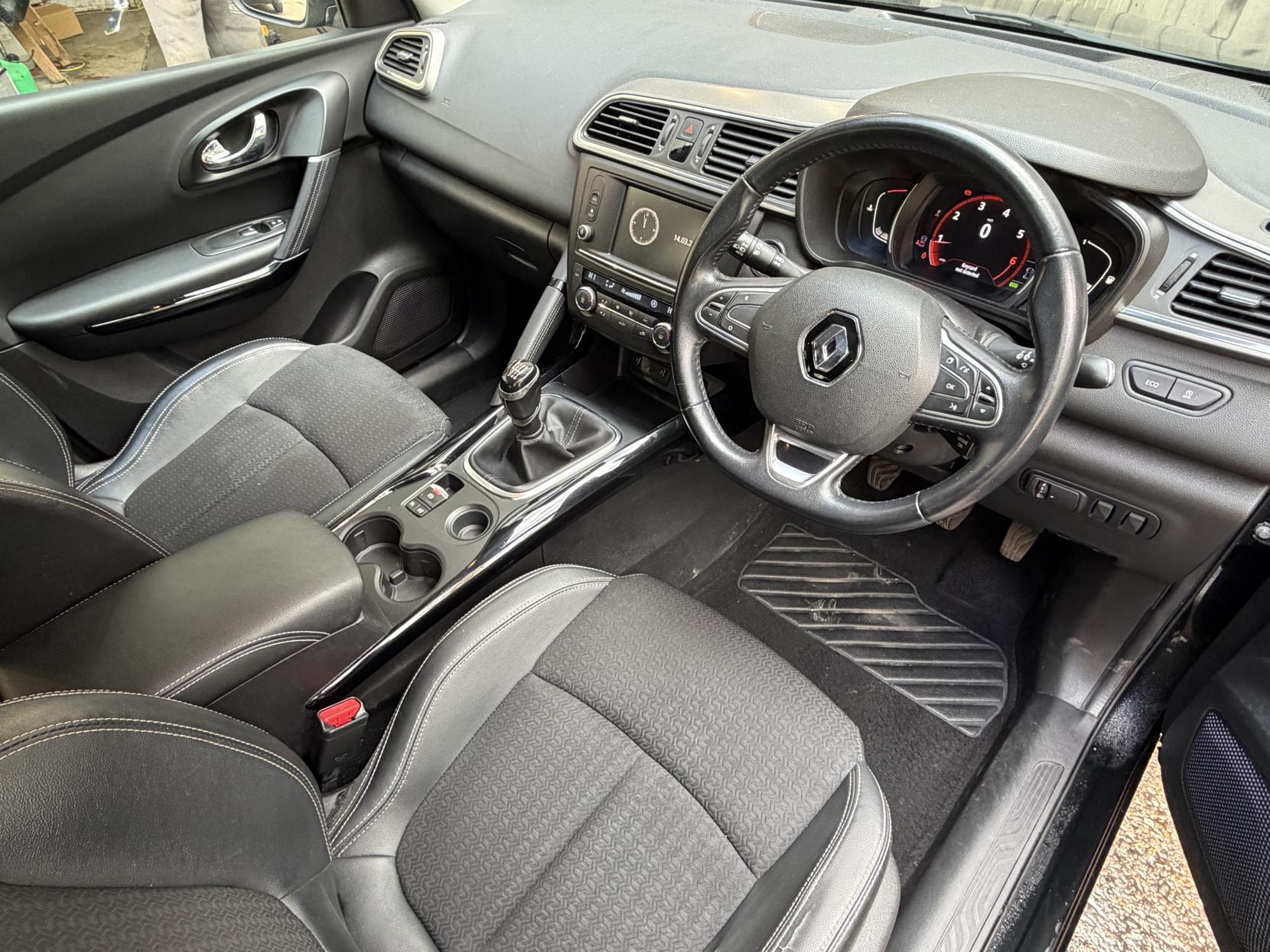 Renault Kadjar 1.2 TCe Dynamique S Nav SUV 5dr Petrol Manual Euro 6 (s/s) (130 ps)