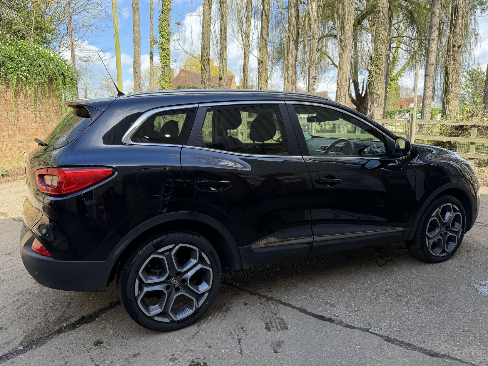 Renault Kadjar 1.2 TCe Dynamique S Nav SUV 5dr Petrol Manual Euro 6 (s/s) (130 ps)