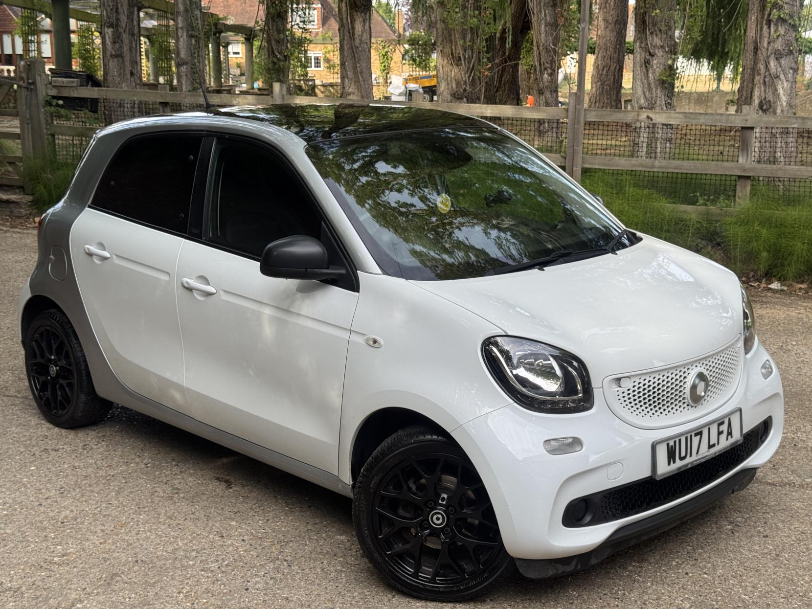 Smart forfour 0.9T Prime (Premium) Hatchback 5dr Petrol Twinamic Euro 6 (s/s) (90 ps)