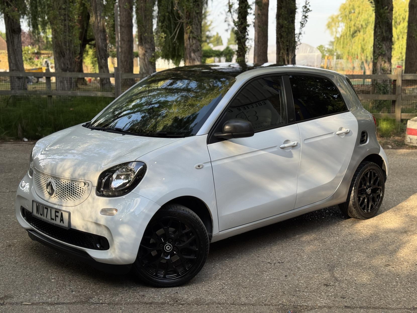 Smart forfour 0.9T Prime (Premium) Hatchback 5dr Petrol Twinamic Euro 6 (s/s) (90 ps)