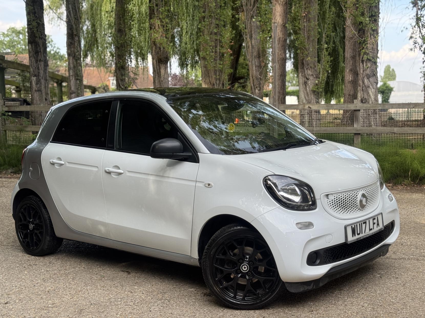Smart forfour 0.9T Prime (Premium) Hatchback 5dr Petrol Twinamic Euro 6 (s/s) (90 ps)