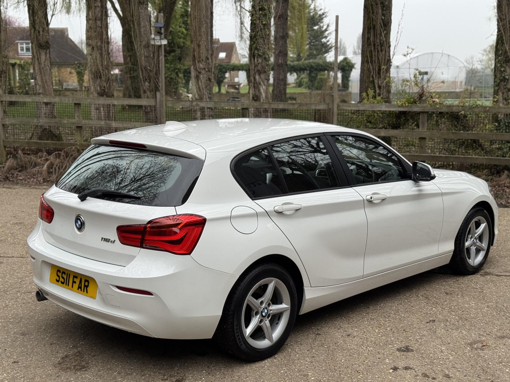 BMW 1 Series 1.5 116d SE Hatchback 5dr Diesel Manual Euro 6 (s/s) (116 ps)