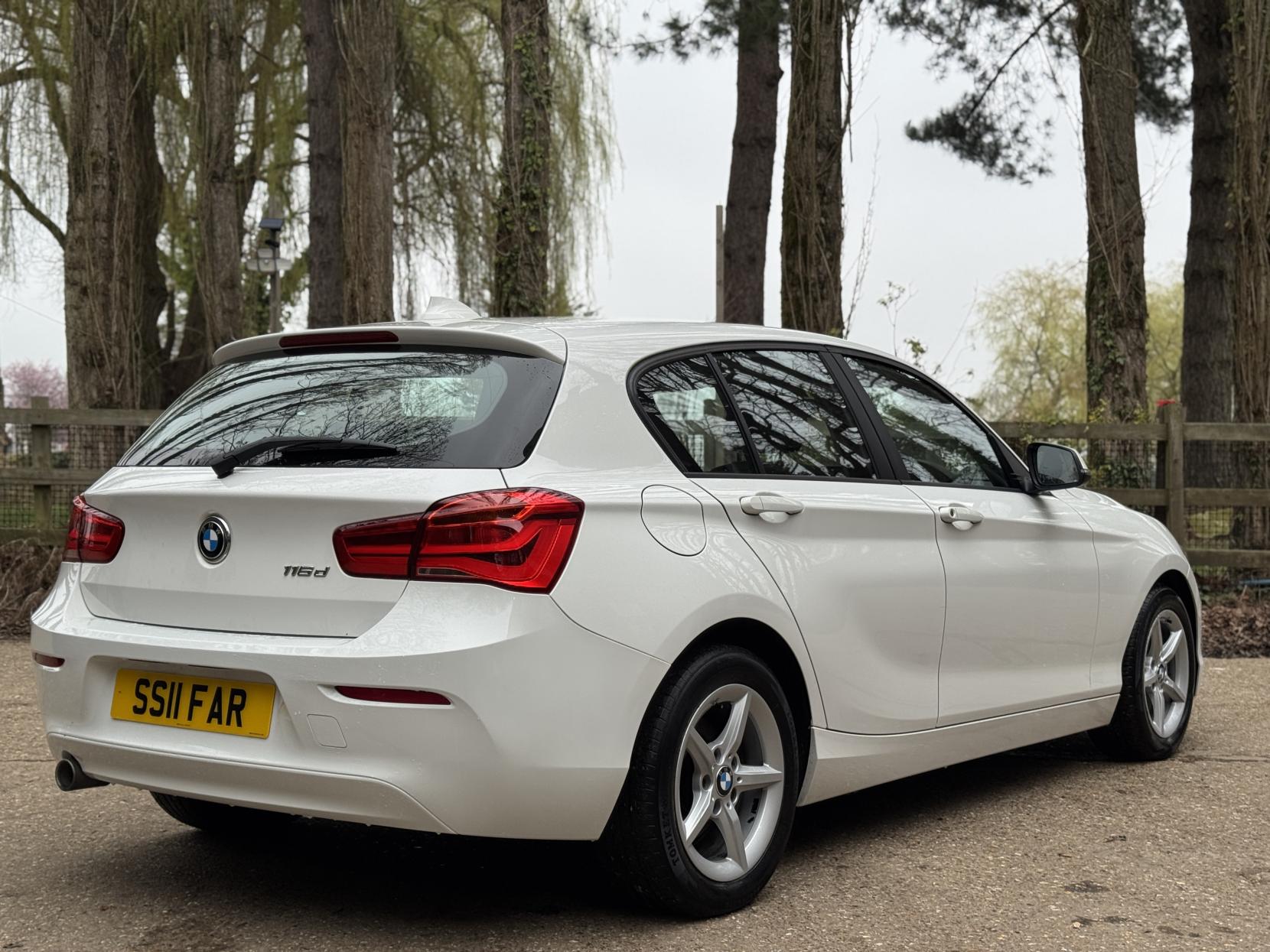 BMW 1 Series 1.5 116d SE Hatchback 5dr Diesel Manual Euro 6 (s/s) (116 ps)