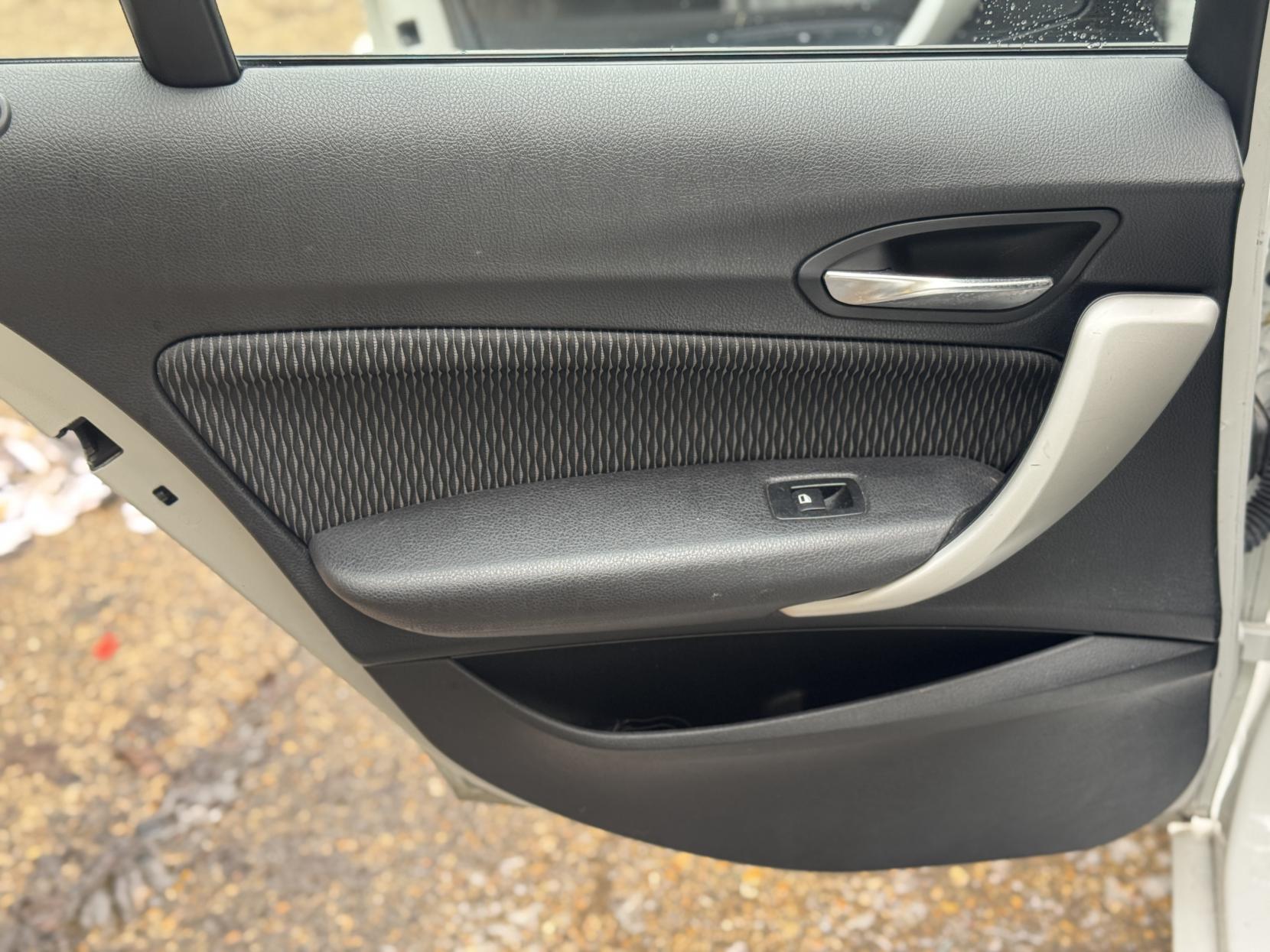 BMW 1 Series 1.5 116d SE Hatchback 5dr Diesel Manual Euro 6 (s/s) (116 ps)