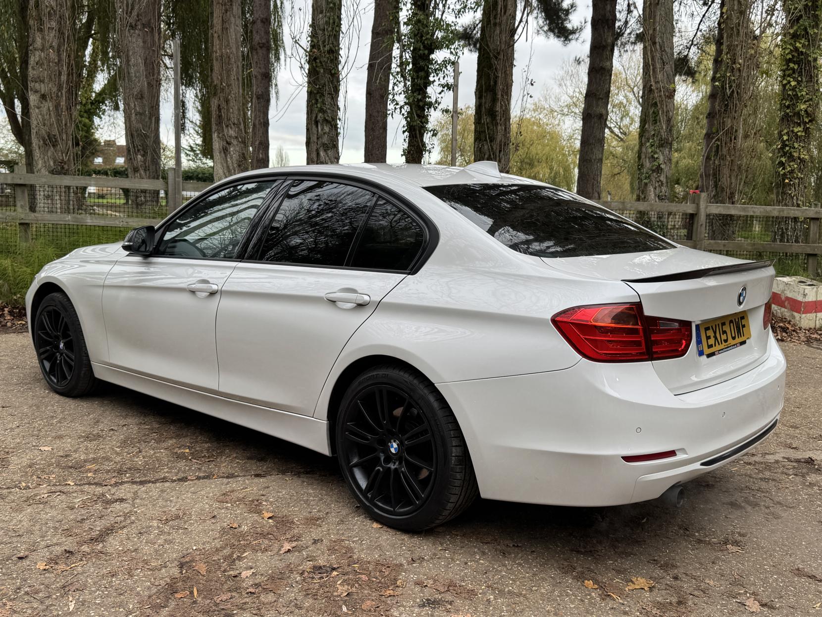 BMW 3 Series 1.6 316i Sport Saloon 4dr Petrol Auto Euro 6 (s/s) (136 ps)