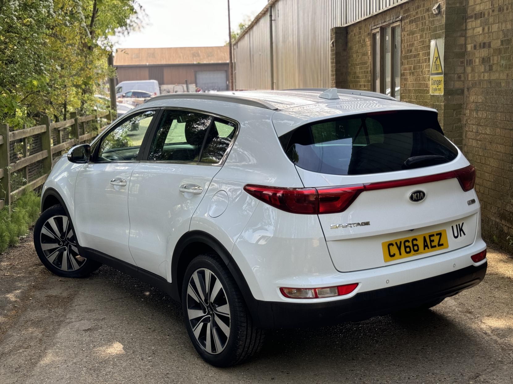 Kia Sportage 1.7 CRDi 3 SUV 5dr Diesel Manual Euro 6 (s/s) (114 bhp)