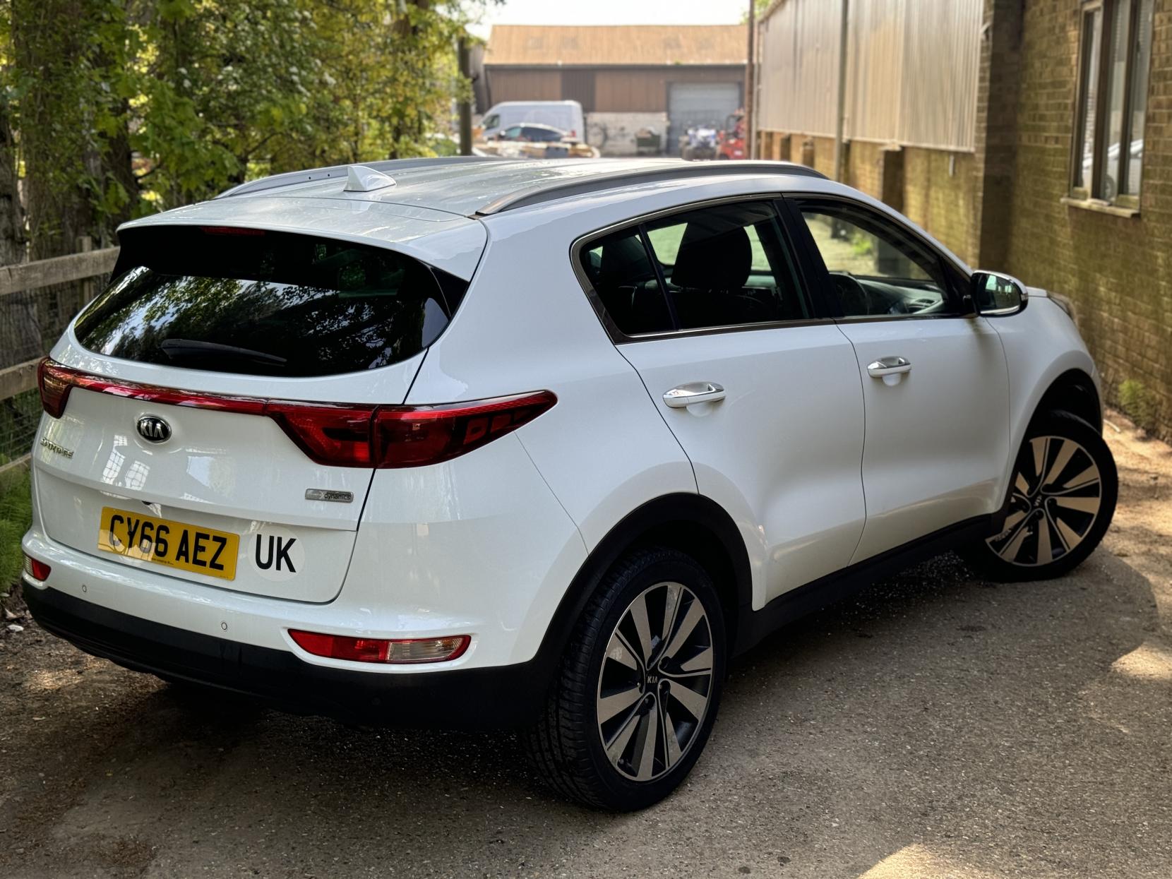 Kia Sportage 1.7 CRDi 3 SUV 5dr Diesel Manual Euro 6 (s/s) (114 bhp)