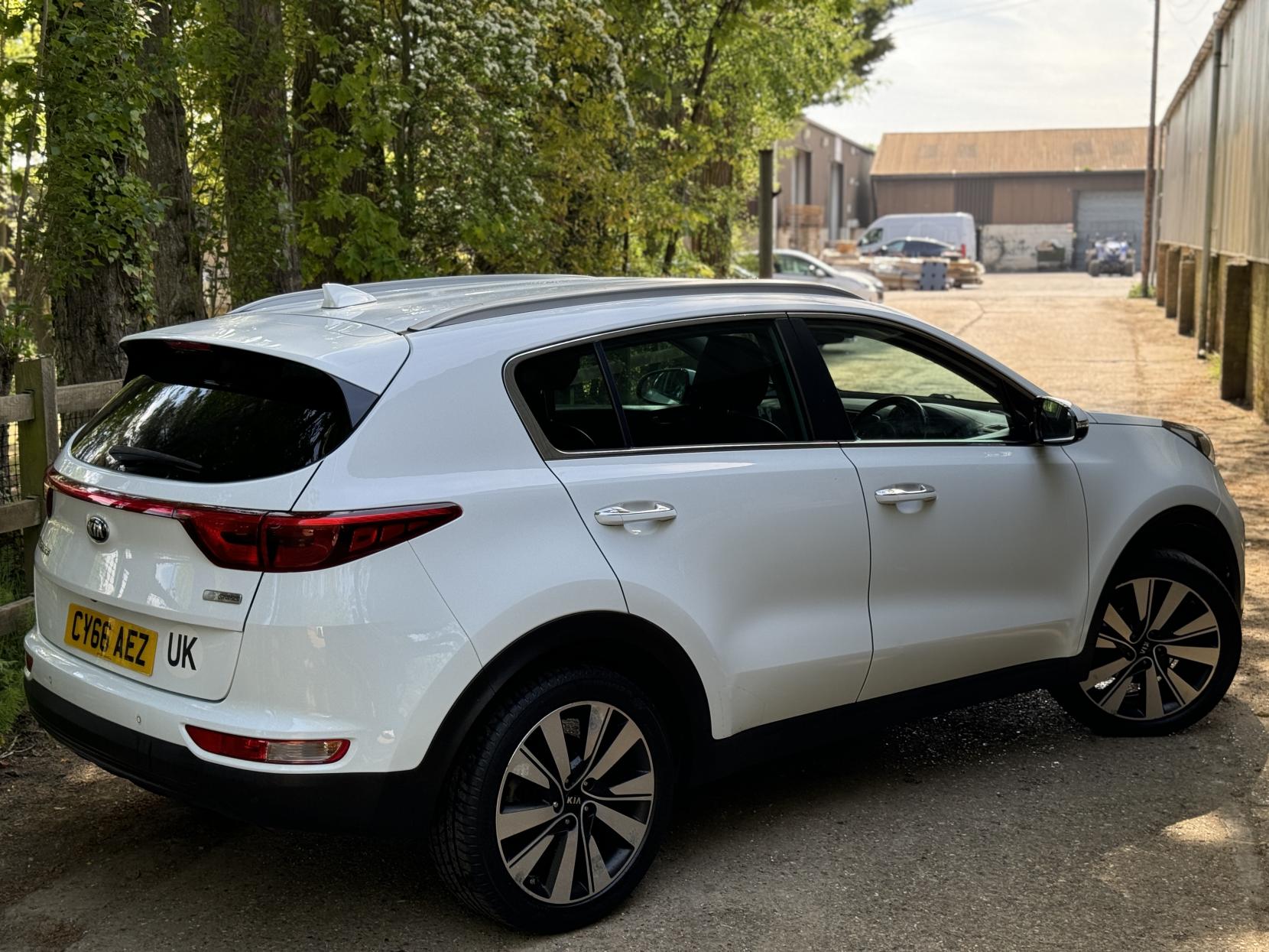 Kia Sportage 1.7 CRDi 3 SUV 5dr Diesel Manual Euro 6 (s/s) (114 bhp)