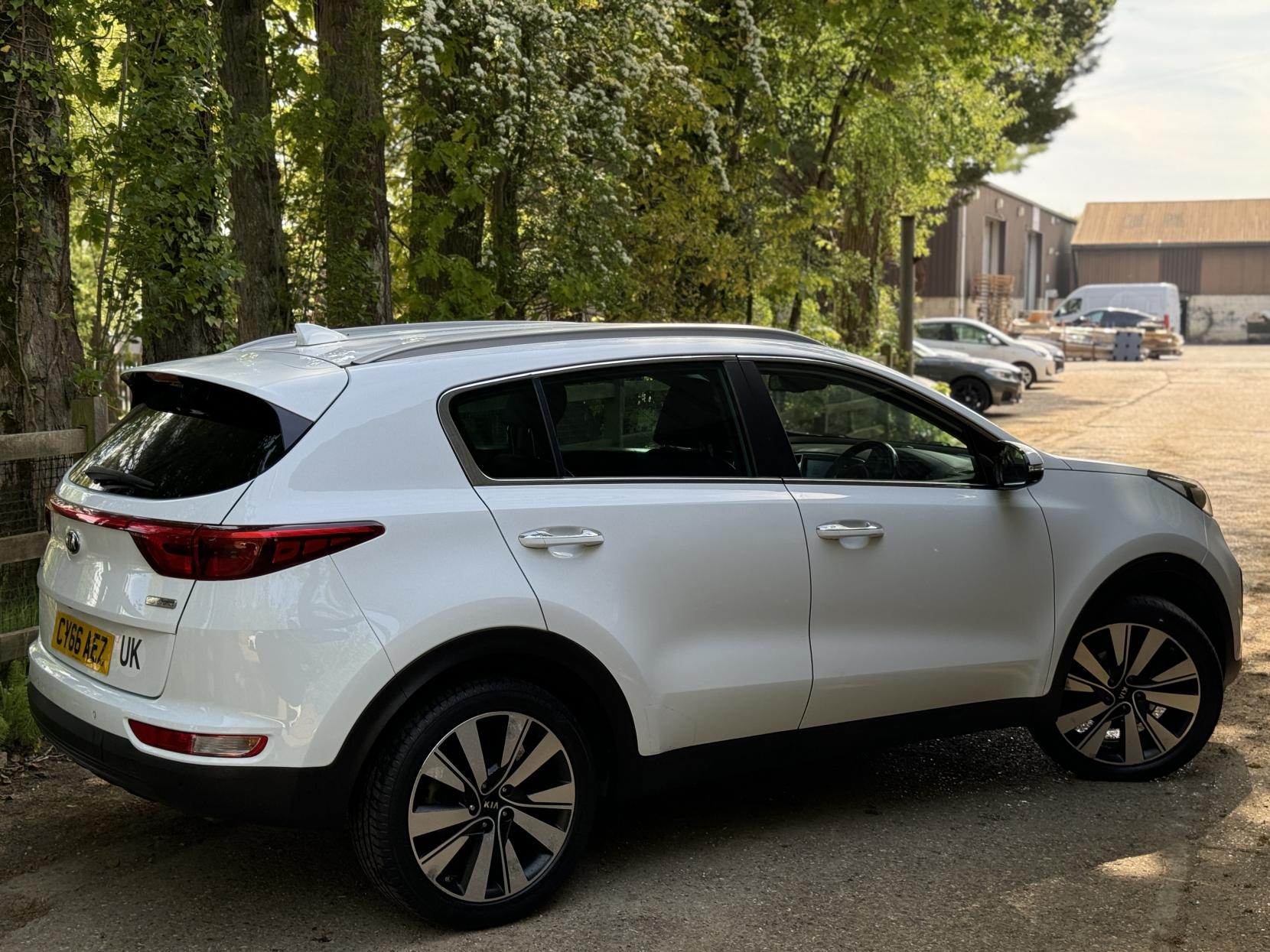 Kia Sportage 1.7 CRDi 3 SUV 5dr Diesel Manual Euro 6 (s/s) (114 bhp)