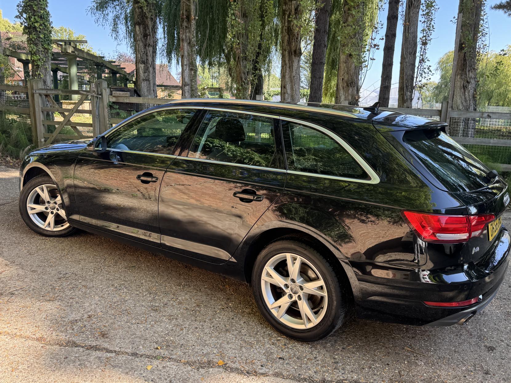 Audi A4 Avant 1.4 TFSI Sport Estate 5dr Petrol Manual Euro 6 (s/s) (150 ps)