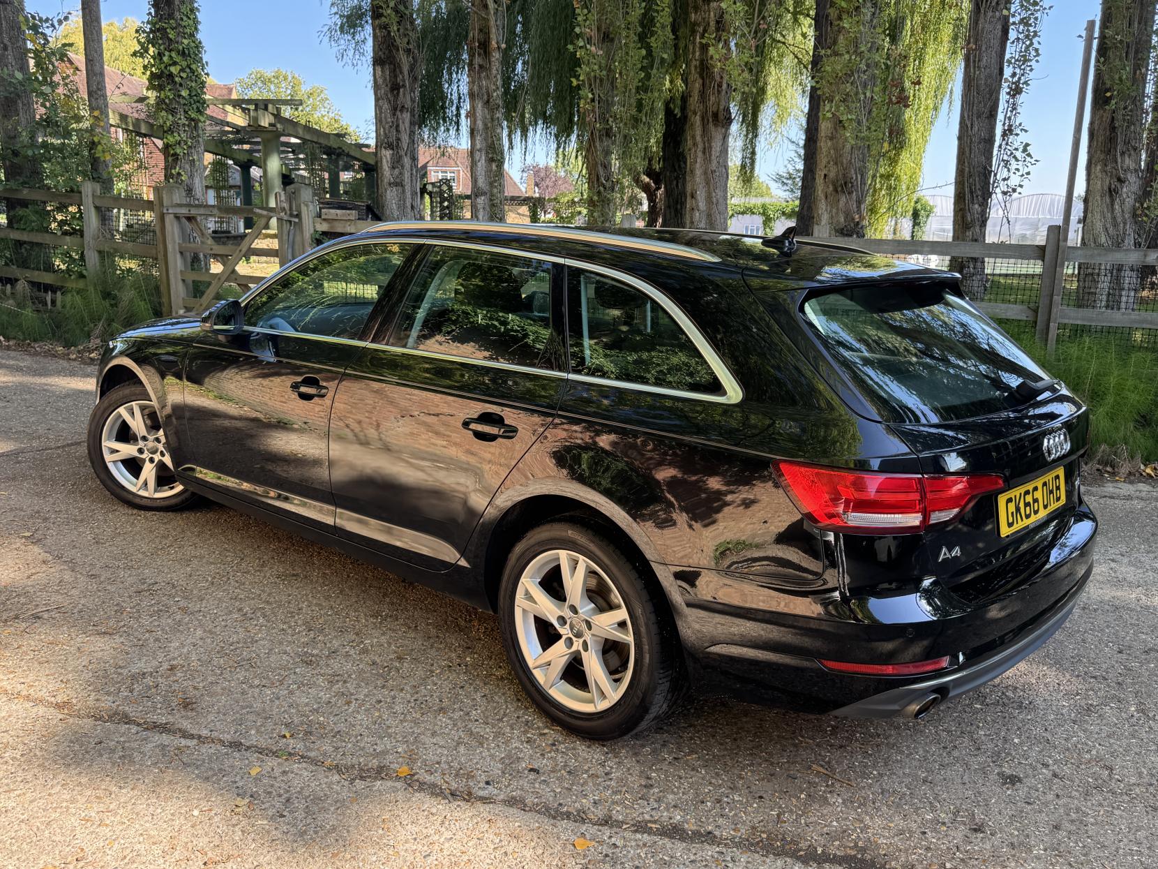 Audi A4 Avant 1.4 TFSI Sport Estate 5dr Petrol Manual Euro 6 (s/s) (150 ps)