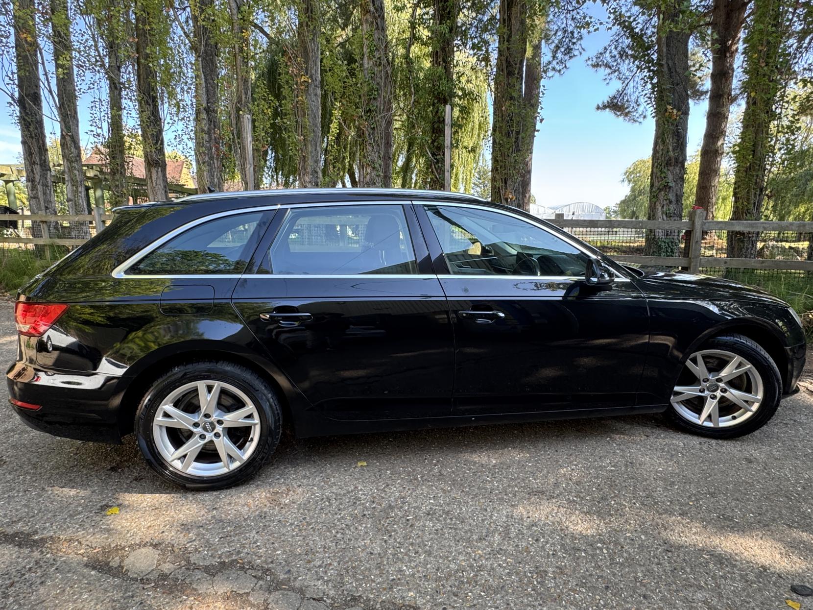 Audi A4 Avant 1.4 TFSI Sport Estate 5dr Petrol Manual Euro 6 (s/s) (150 ps)