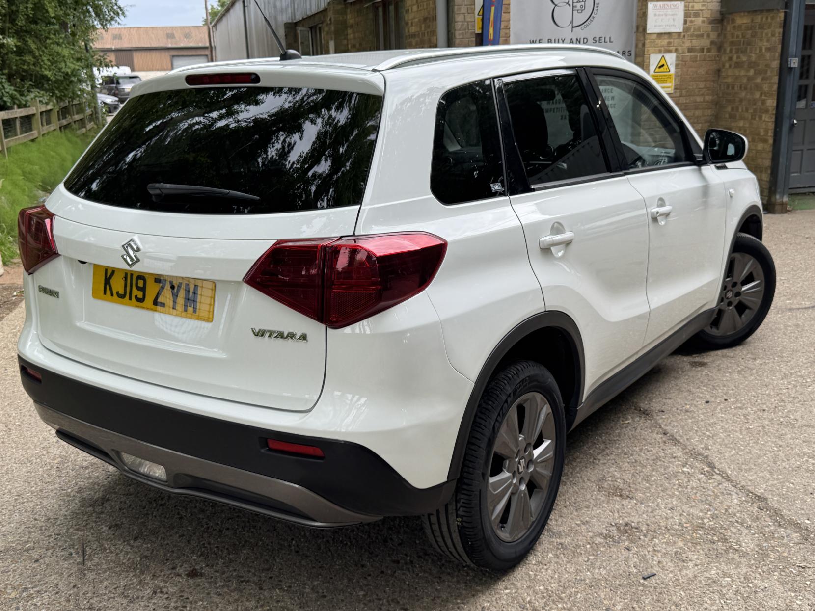 Suzuki Vitara 1.0 Boosterjet SZ-T SUV 5dr Petrol Manual Euro 6 (s/s) (111 ps)
