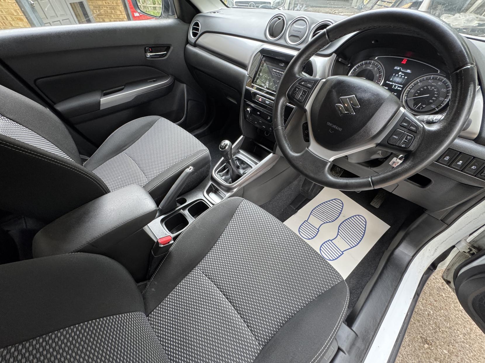 Suzuki Vitara 1.0 Boosterjet SZ-T SUV 5dr Petrol Manual Euro 6 (s/s) (111 ps)