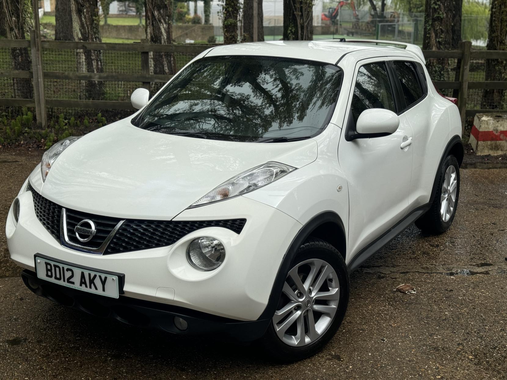 Nissan Juke 1.6 Tekna SUV 5dr Petrol Manual Euro 5 (s/s) (117 ps)