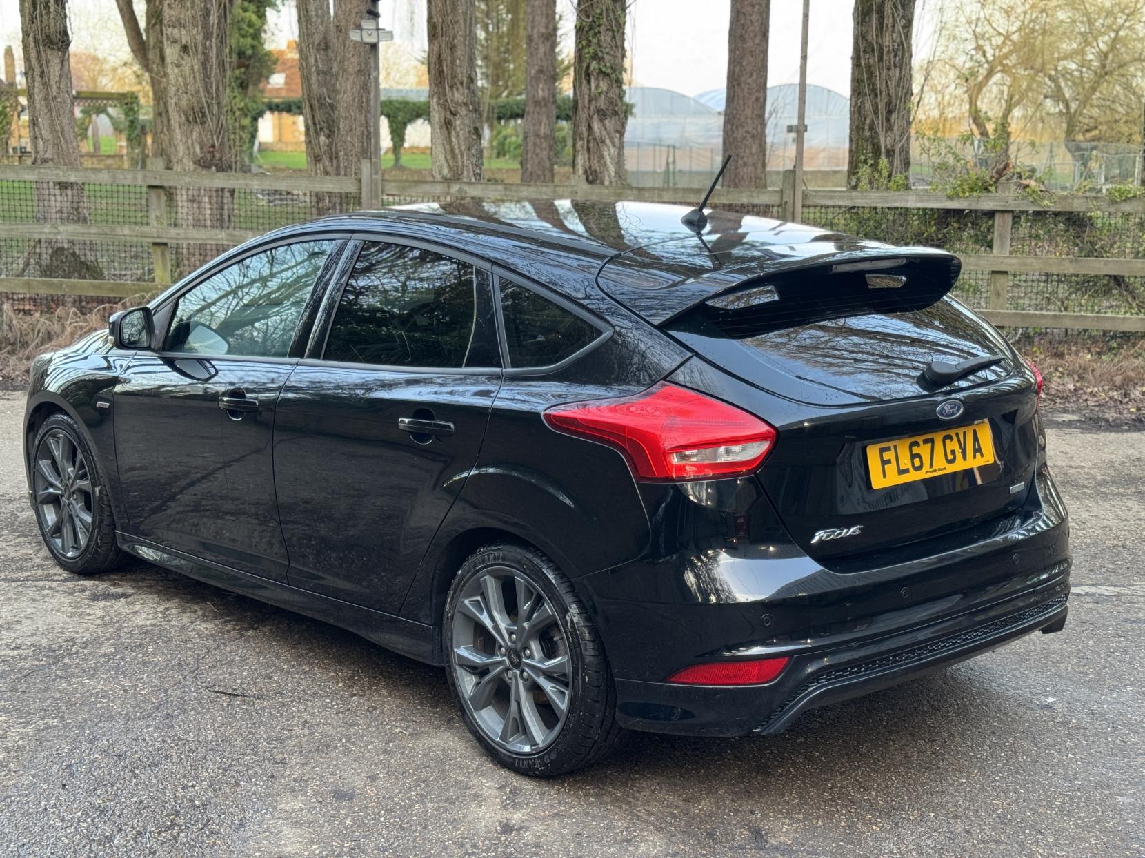 Ford Focus 1.0T EcoBoost ST-Line Hatchback 5dr Petrol Manual Euro 6 (s/s) (140 ps)