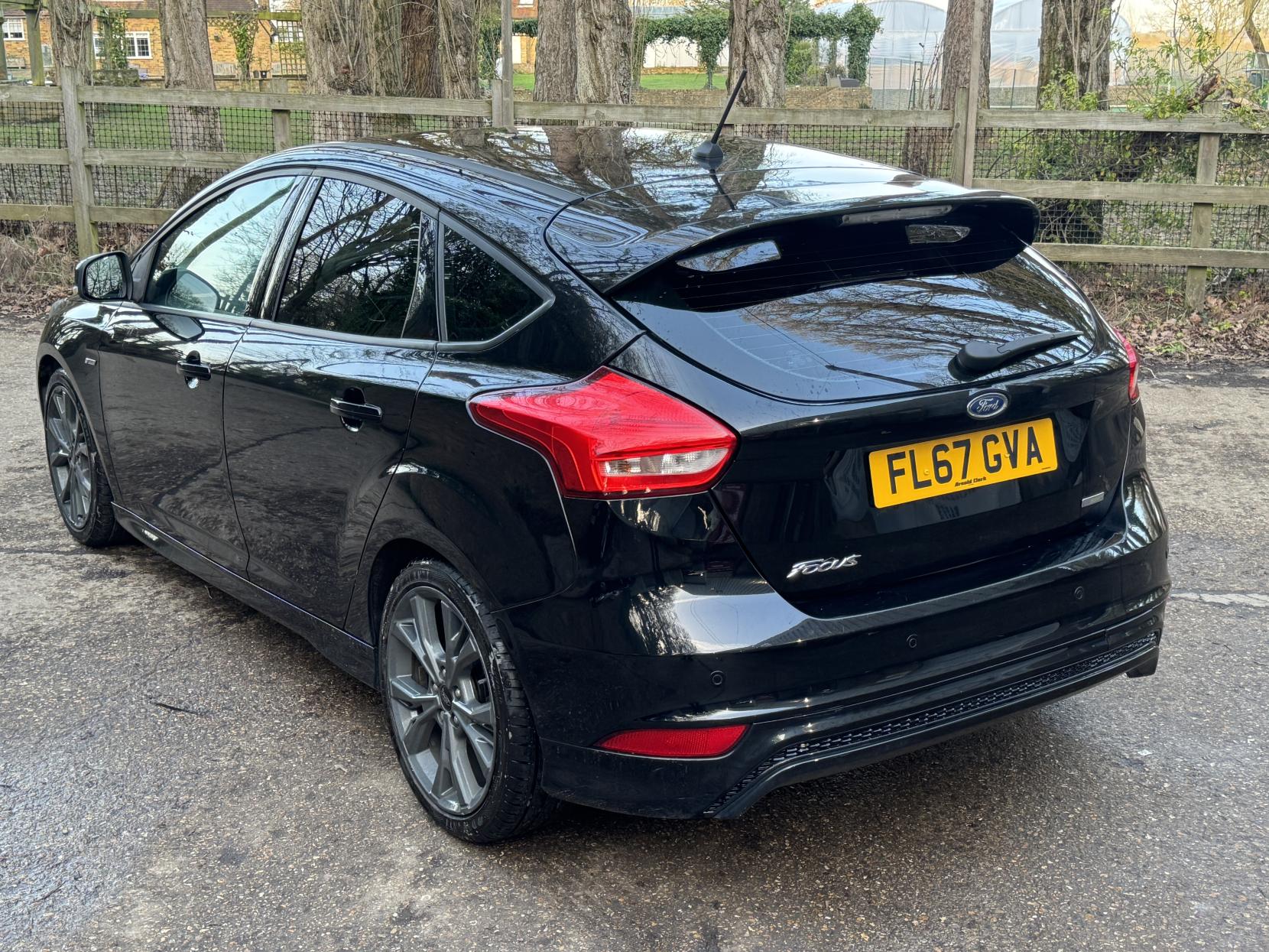 Ford Focus 1.0T EcoBoost ST-Line Hatchback 5dr Petrol Manual Euro 6 (s/s) (140 ps)