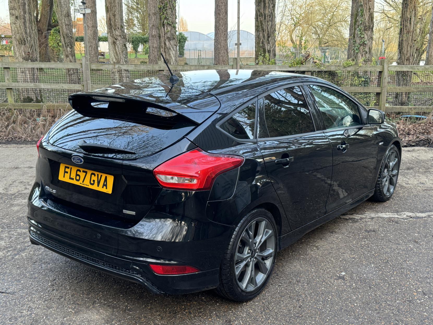 Ford Focus 1.0T EcoBoost ST-Line Hatchback 5dr Petrol Manual Euro 6 (s/s) (140 ps)