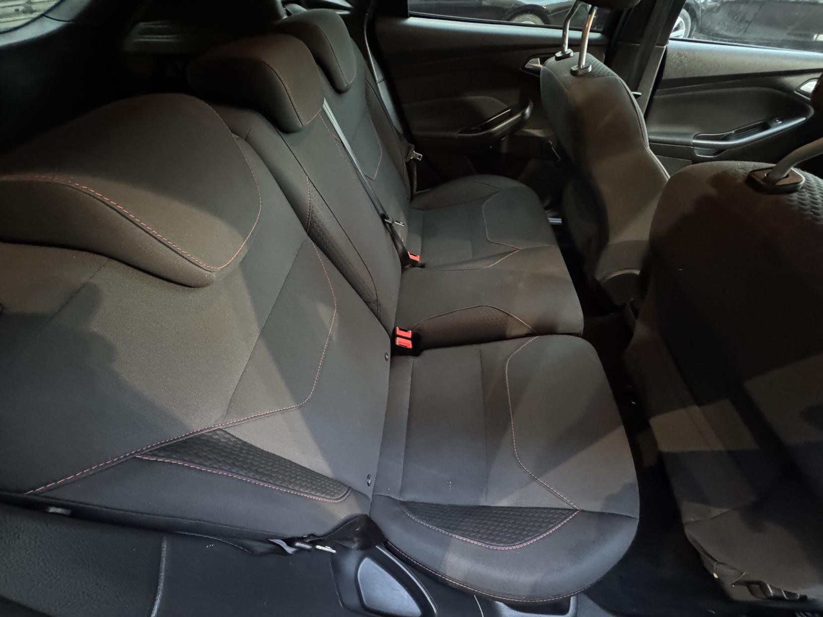 Ford Focus 1.0T EcoBoost ST-Line Hatchback 5dr Petrol Manual Euro 6 (s/s) (140 ps)