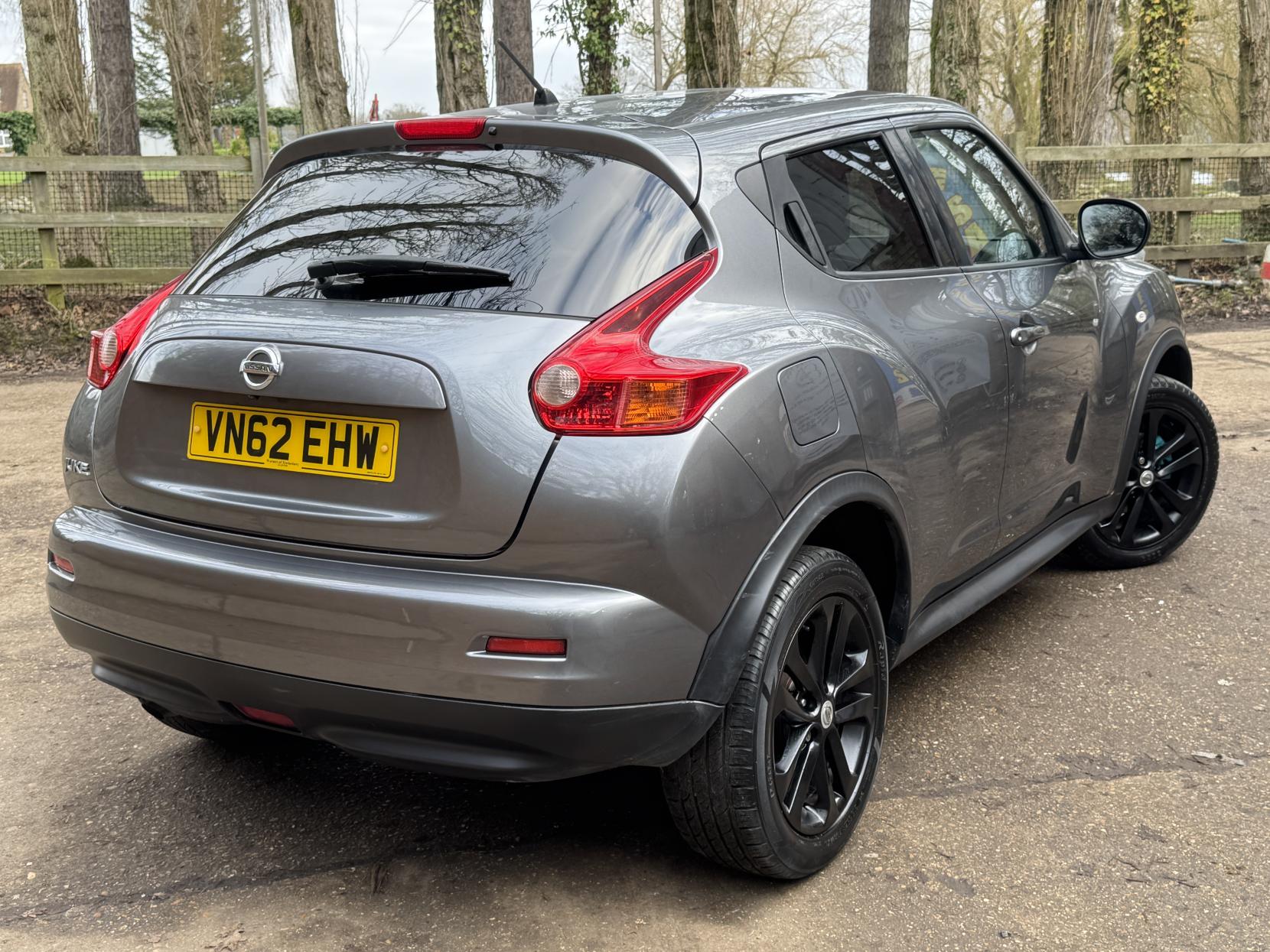 Nissan Juke 1.6 Acenta Premium SUV 5dr Petrol Manual Euro 5 (s/s) (117 ps)