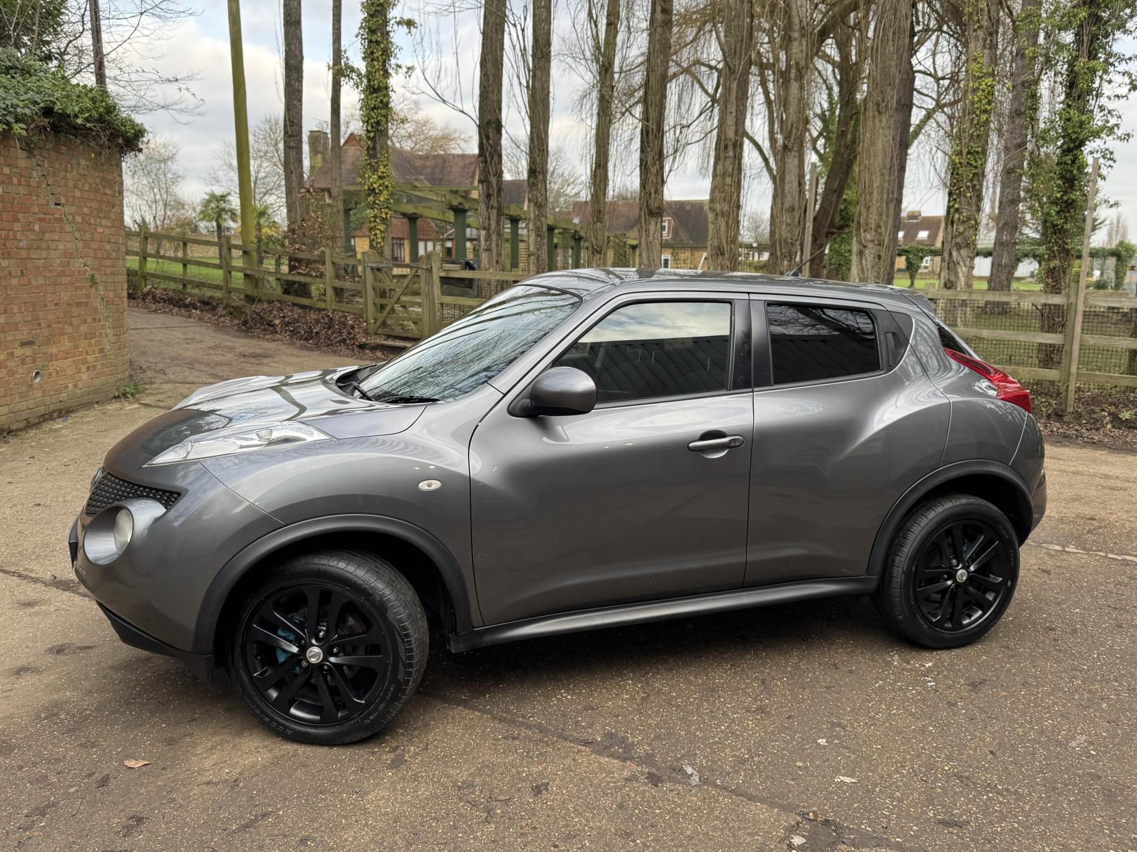 Nissan Juke 1.6 Acenta Premium SUV 5dr Petrol Manual Euro 5 (s/s) (117 ps)