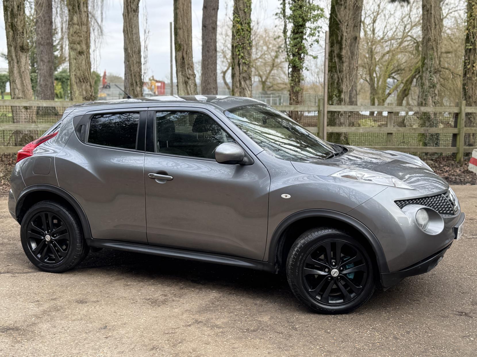 Nissan Juke 1.6 Acenta Premium SUV 5dr Petrol Manual Euro 5 (s/s) (117 ps)