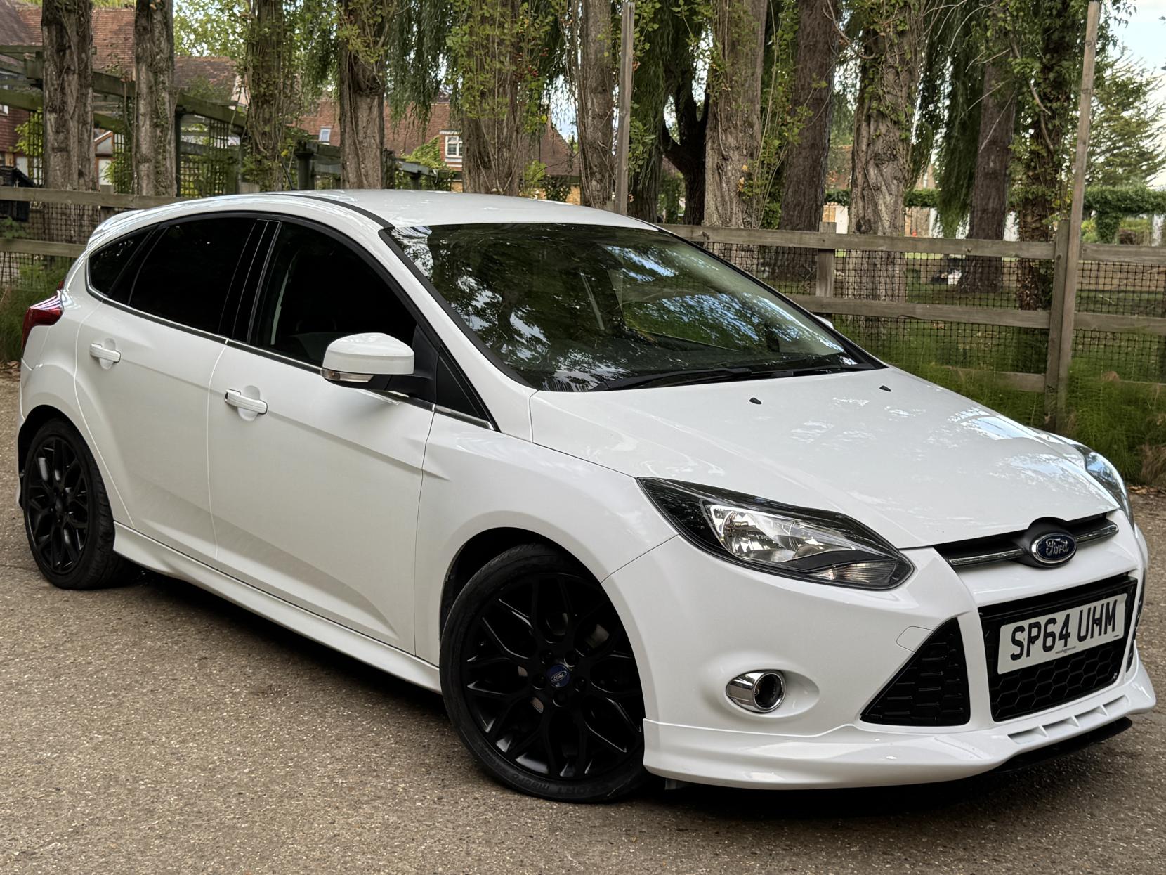 Ford Focus 1.0T EcoBoost Zetec S Hatchback 5dr Petrol Manual Euro 5 (s/s) (125 ps)