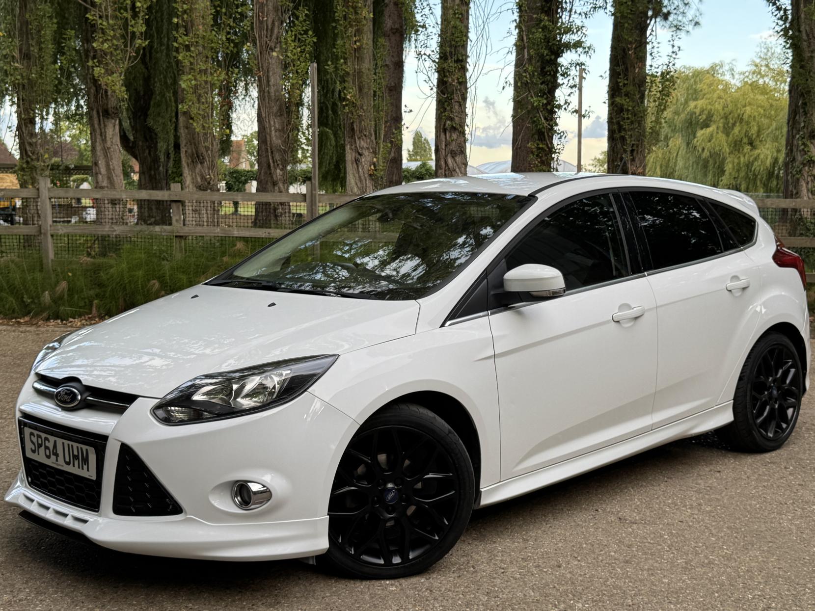 Ford Focus 1.0T EcoBoost Zetec S Hatchback 5dr Petrol Manual Euro 5 (s/s) (125 ps)