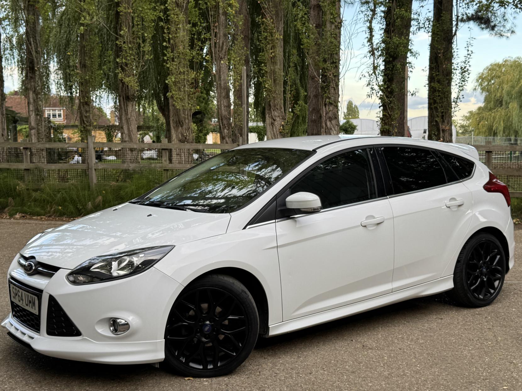 Ford Focus 1.0T EcoBoost Zetec S Hatchback 5dr Petrol Manual Euro 5 (s/s) (125 ps)