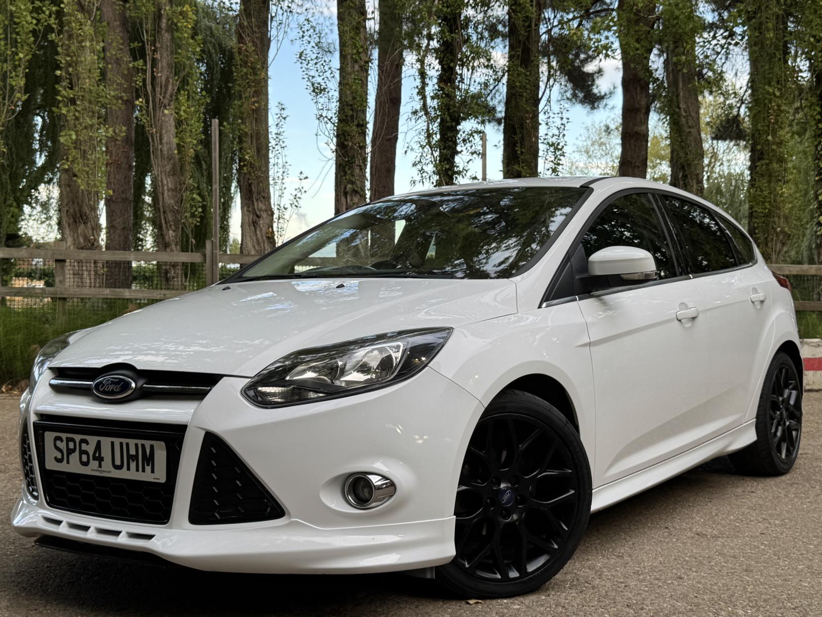 Ford Focus 1.0T EcoBoost Zetec S Hatchback 5dr Petrol Manual Euro 5 (s/s) (125 ps)