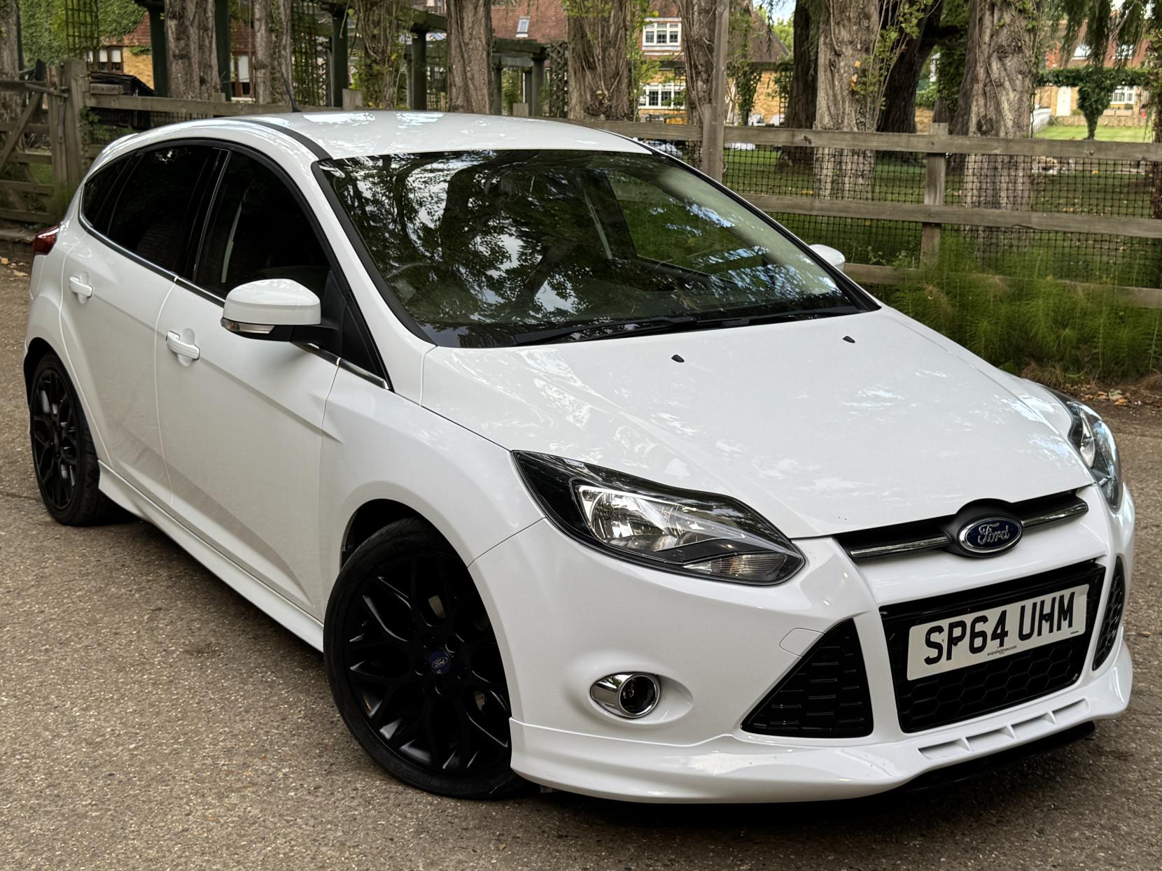 Ford Focus 1.0T EcoBoost Zetec S Hatchback 5dr Petrol Manual Euro 5 (s/s) (125 ps)
