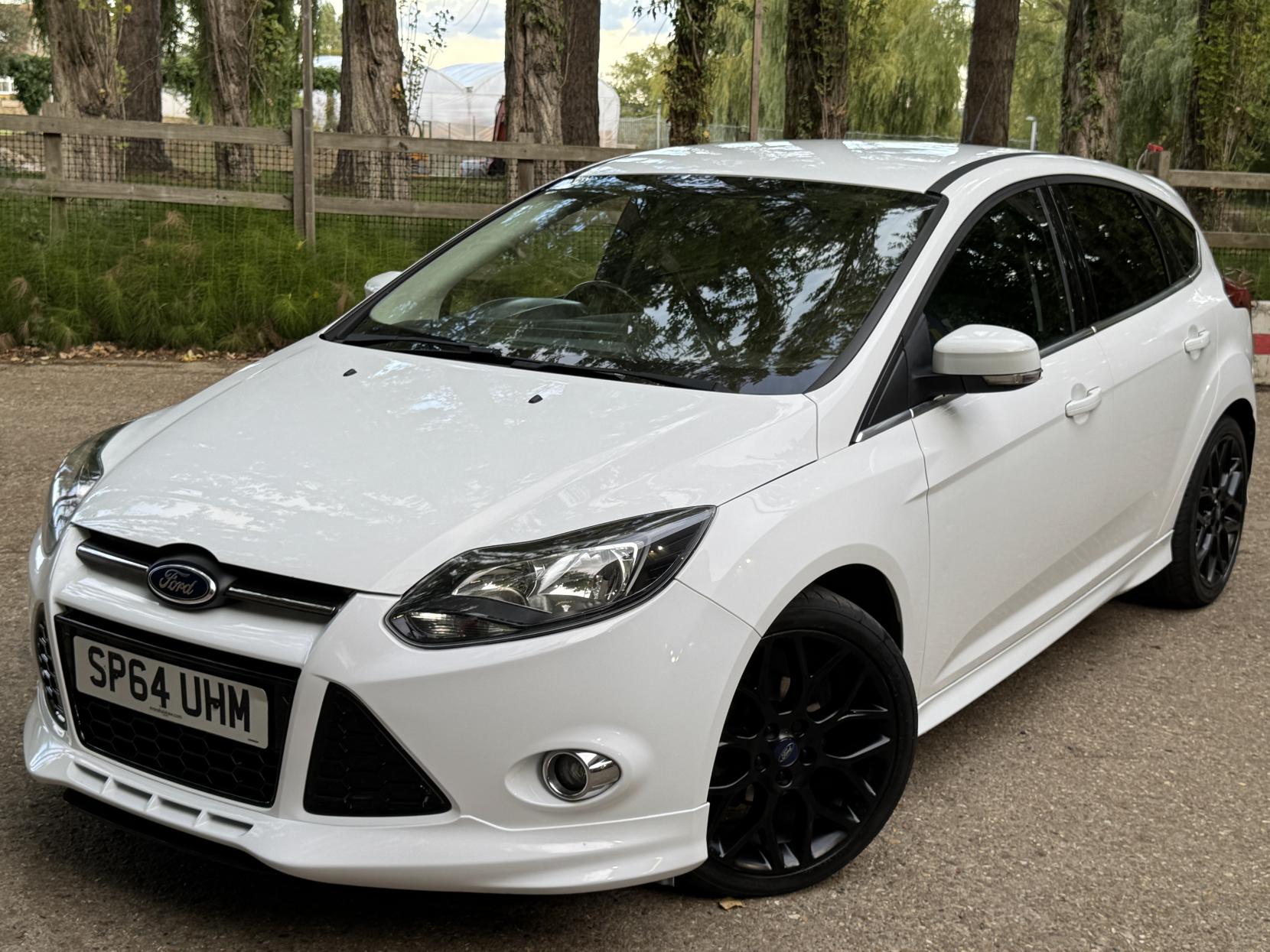 Ford Focus 1.0T EcoBoost Zetec S Hatchback 5dr Petrol Manual Euro 5 (s/s) (125 ps)