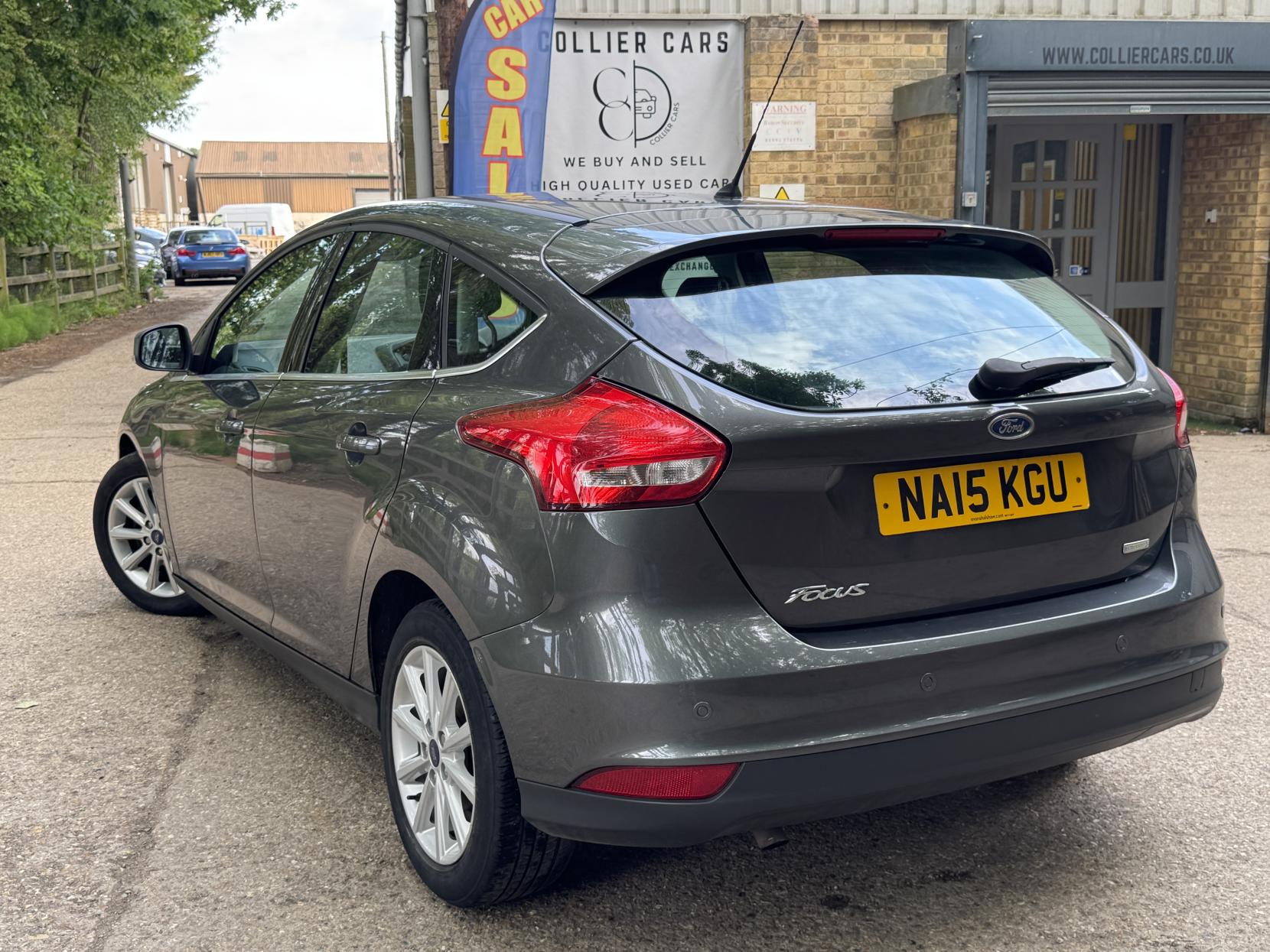 Ford Focus 1.0T EcoBoost Titanium Hatchback 5dr Petrol Manual Euro 6 (s/s) (125 ps)