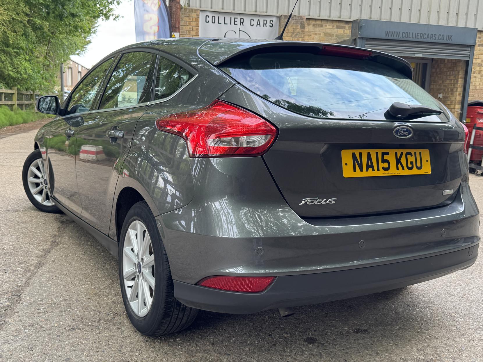 Ford Focus 1.0T EcoBoost Titanium Hatchback 5dr Petrol Manual Euro 6 (s/s) (125 ps)