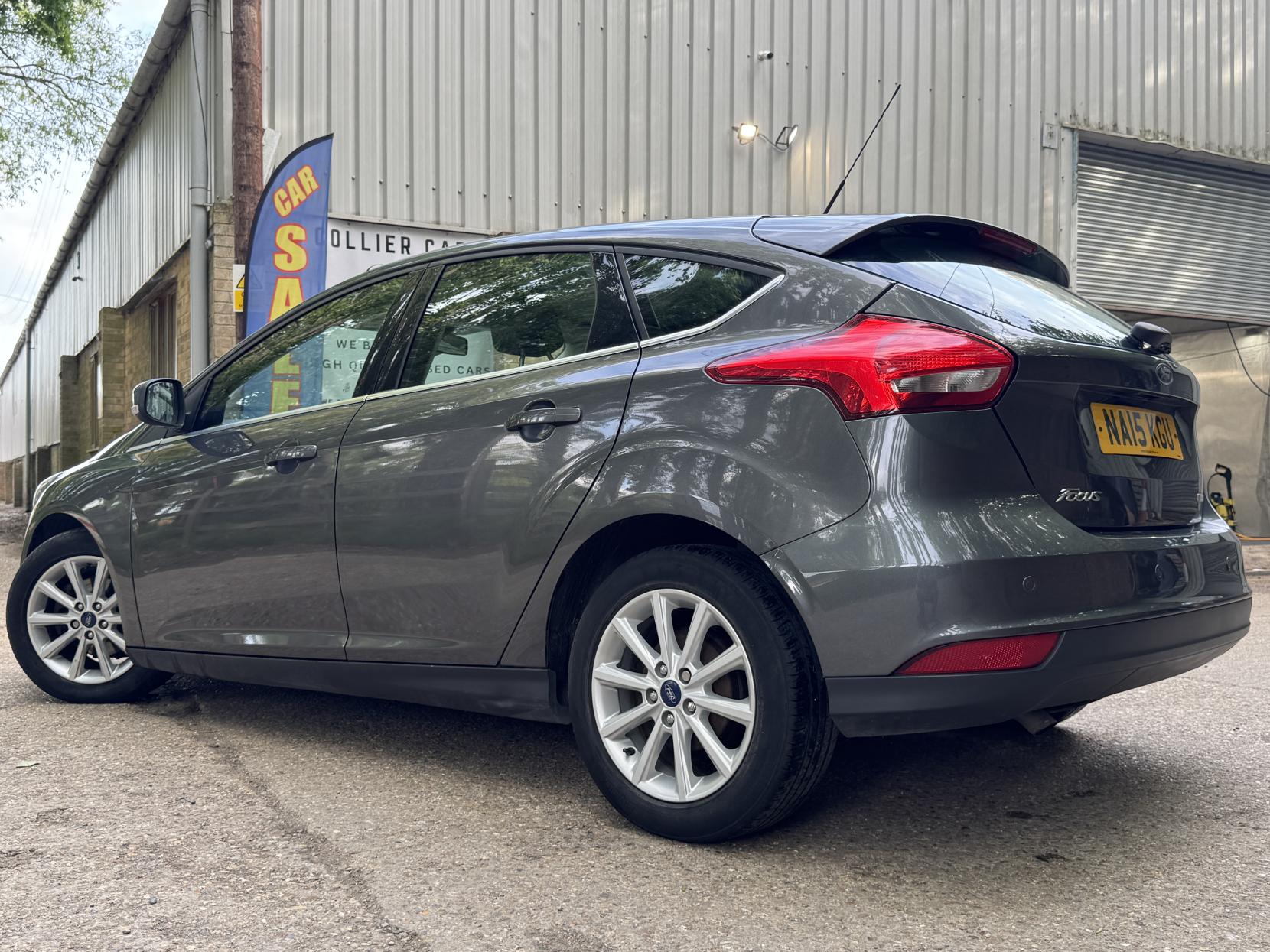 Ford Focus 1.0T EcoBoost Titanium Hatchback 5dr Petrol Manual Euro 6 (s/s) (125 ps)