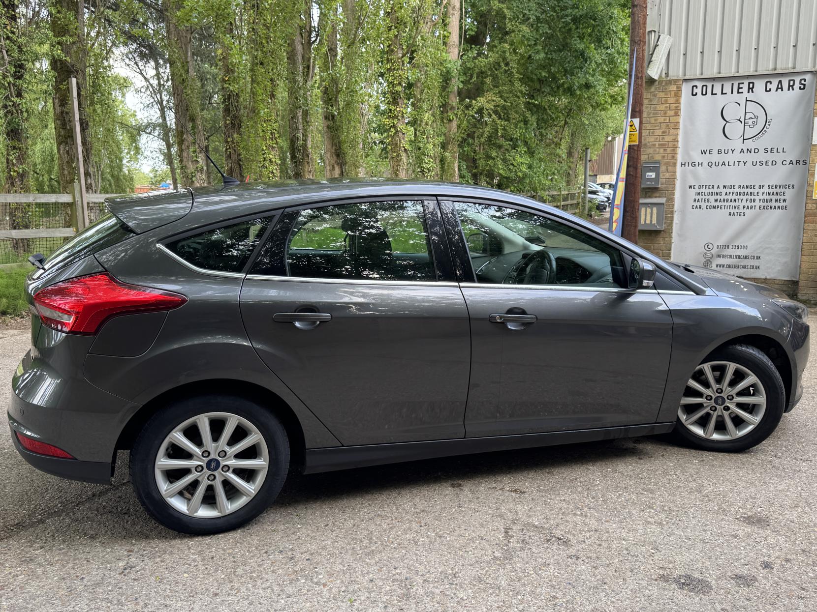 Ford Focus 1.0T EcoBoost Titanium Hatchback 5dr Petrol Manual Euro 6 (s/s) (125 ps)