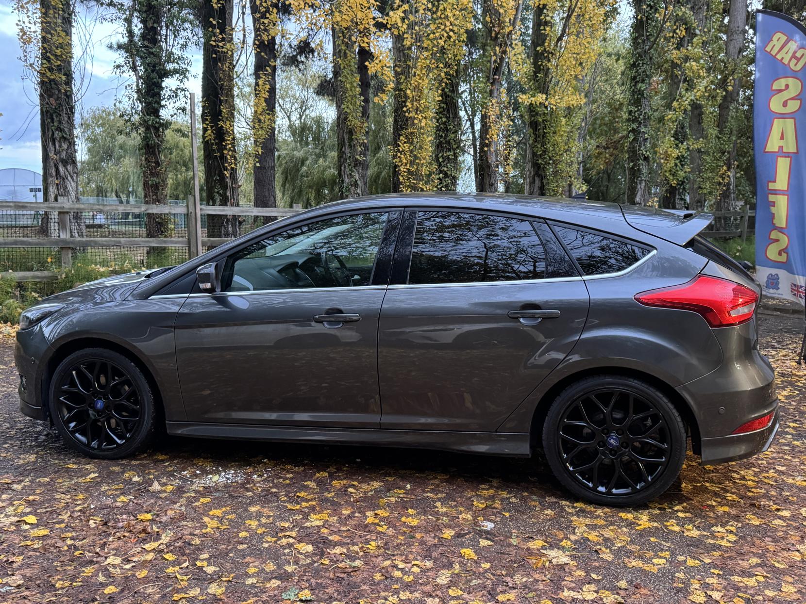Ford Focus 1.5T EcoBoost Zetec S Hatchback 5dr Petrol Manual Euro 6 (s/s) (150 ps)