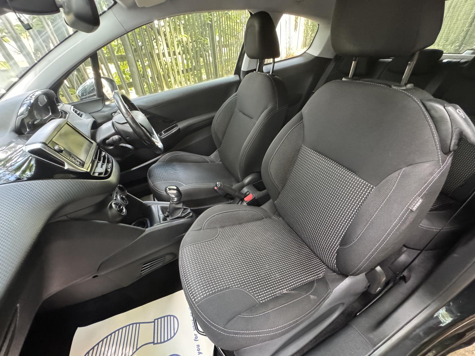 Peugeot 208 1.2 PureTech Allure Hatchback 3dr Petrol Manual Euro 6 (s/s) (110 ps)