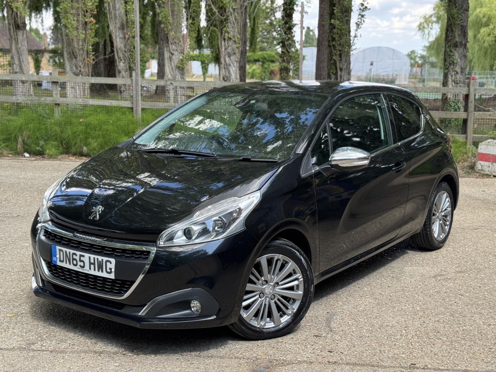 Peugeot 208 1.2 PureTech Allure Hatchback 3dr Petrol Manual Euro 6 (s/s) (110 ps)