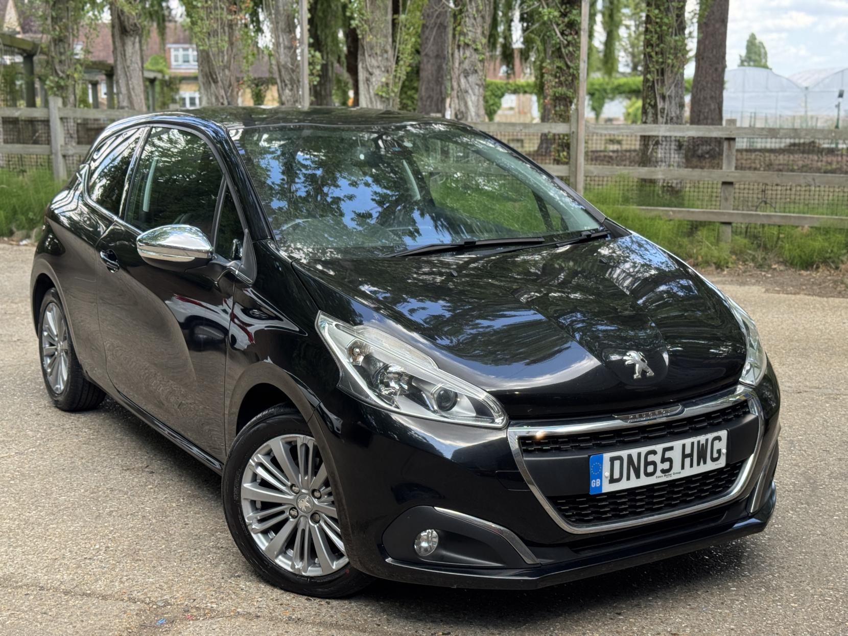Peugeot 208 1.2 PureTech Allure Hatchback 3dr Petrol Manual Euro 6 (s/s) (110 ps)