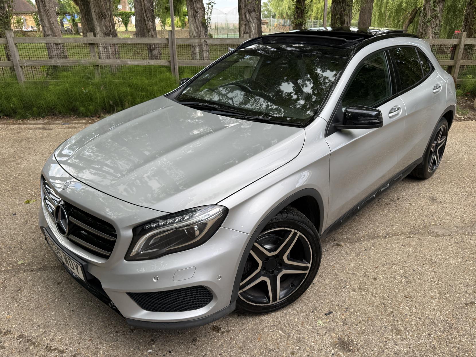 Mercedes-Benz GLA 2.1 GLA220d AMG Line (Premium Plus) SUV 5dr Diesel 7G-DCT 4MATIC Euro 6 (s/s) (177 ps)