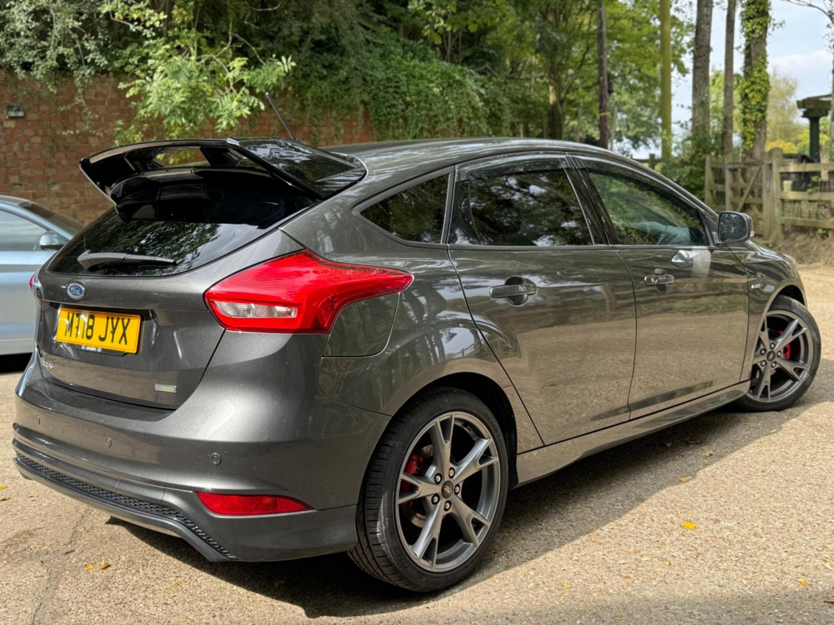 Ford Focus 1.0T EcoBoost ST-Line X Euro 6 (s/s) 5dr