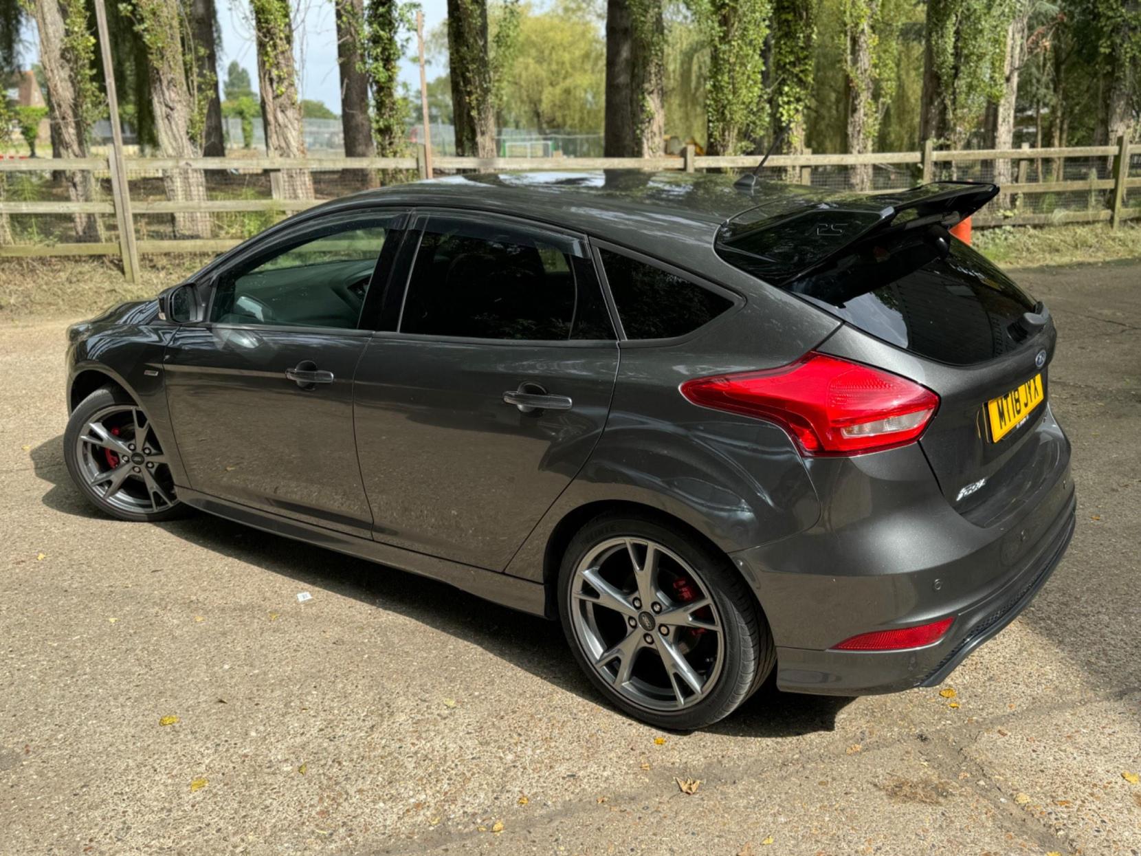 Ford Focus 1.0T EcoBoost ST-Line X Euro 6 (s/s) 5dr