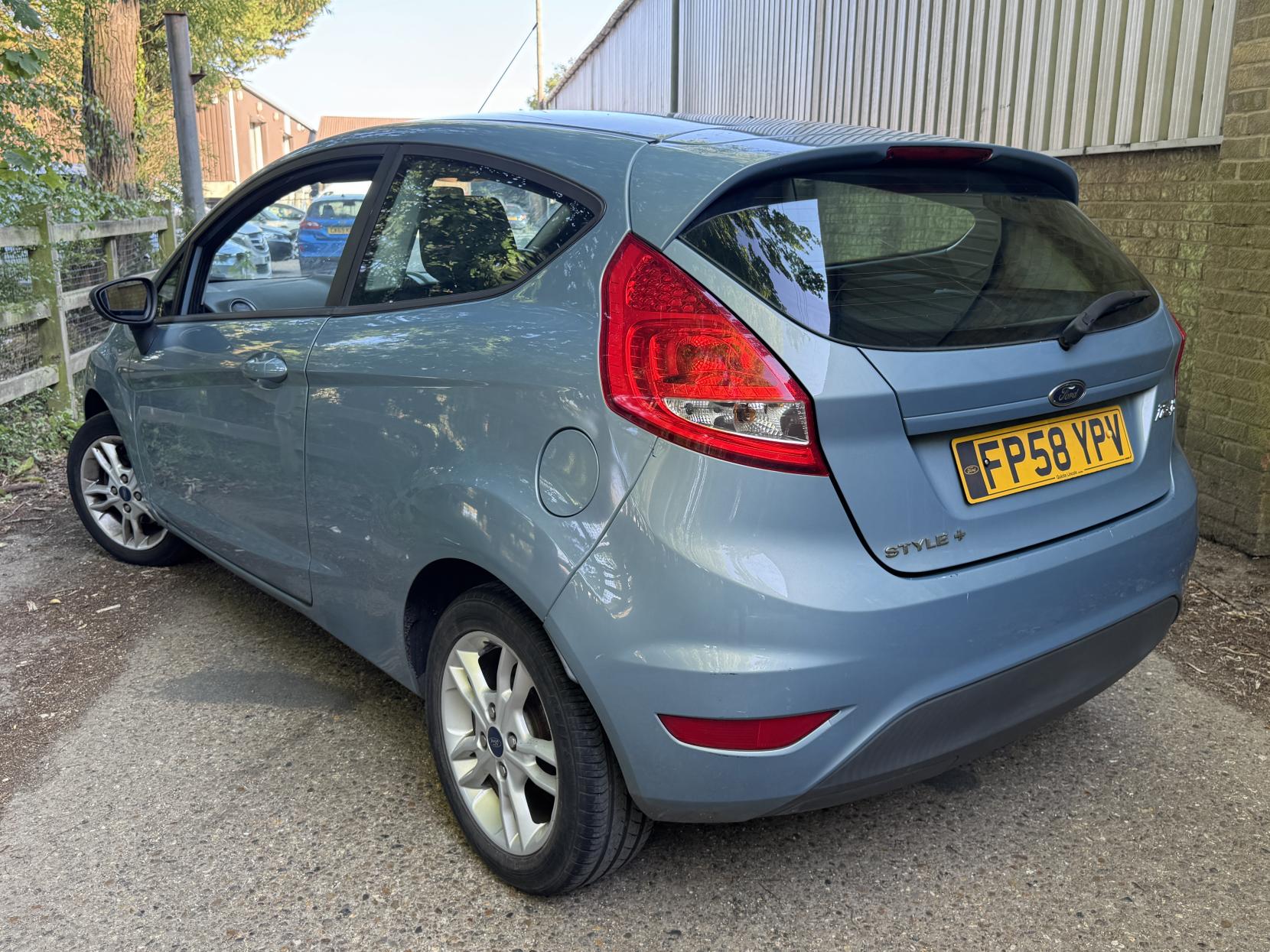 Ford Fiesta 1.25 Style + Hatchback 3dr Petrol Manual (133 g/km, 81 bhp)