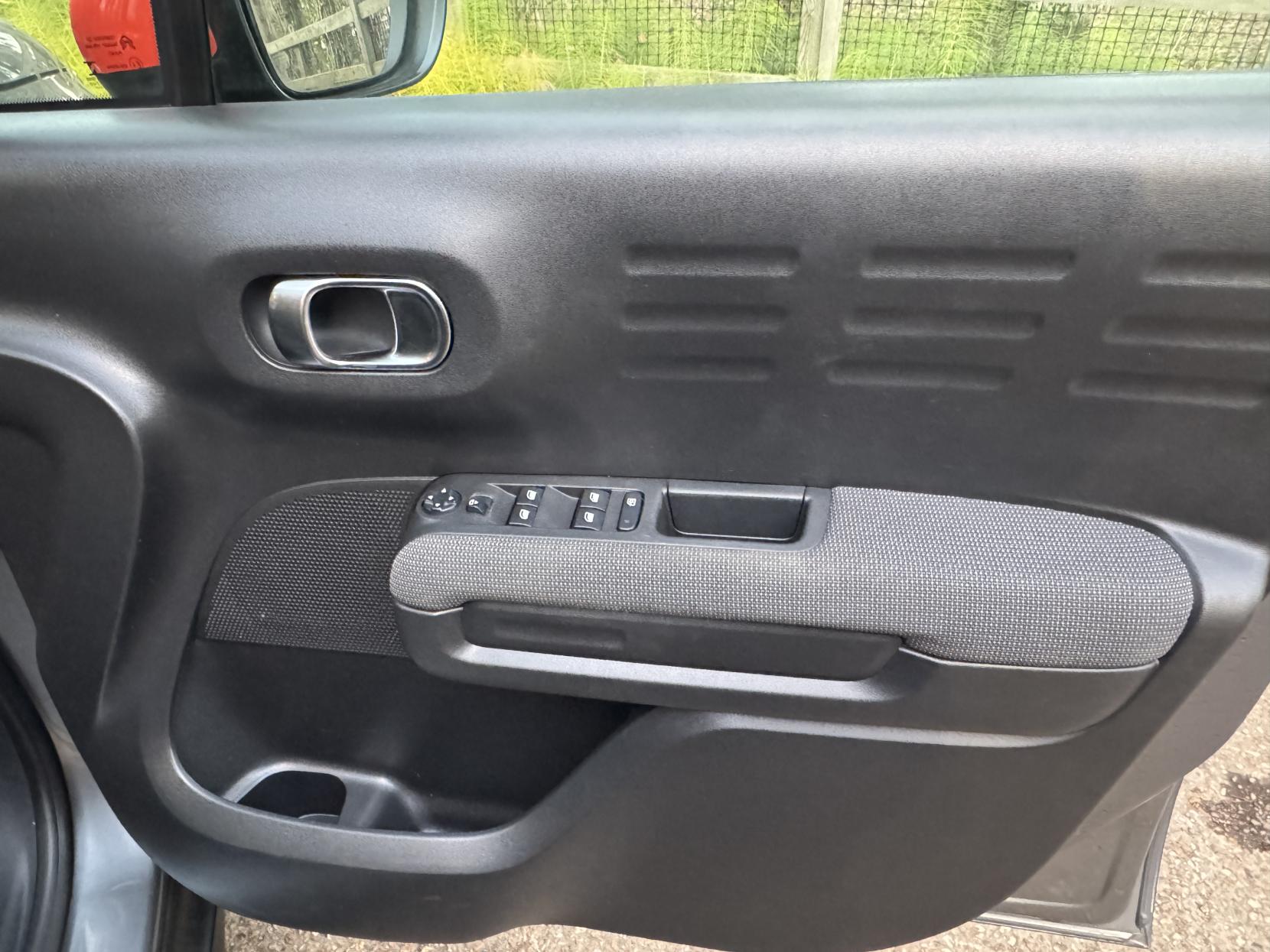 Citroen C3 Aircross 1.2 PureTech Flair SUV 5dr Petrol Manual Euro 6 (82 ps)