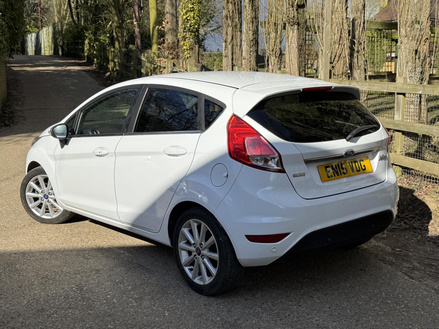 Ford Fiesta 1.0T EcoBoost Titanium Hatchback 5dr Petrol Manual Euro 6 (s/s) (100 ps)