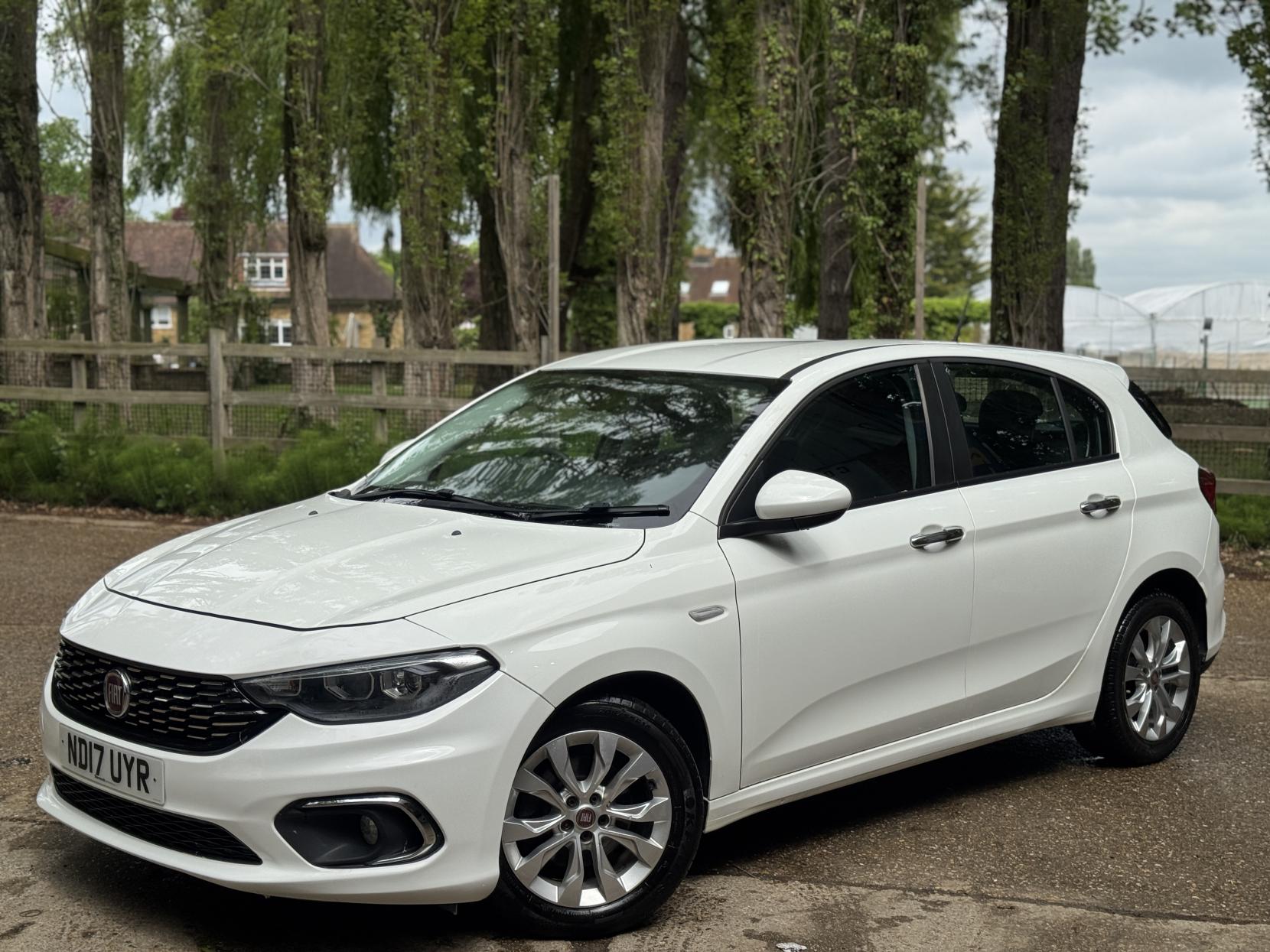 Fiat Tipo 1.4 MPI Easy Plus Hatchback 5dr Petrol Manual Euro 6 (95 ps)
