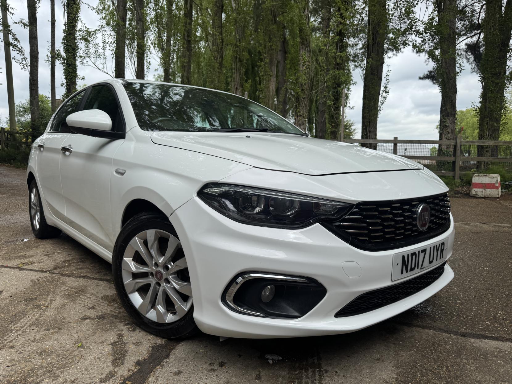 Fiat Tipo 1.4 MPI Easy Plus Hatchback 5dr Petrol Manual Euro 6 (95 ps)