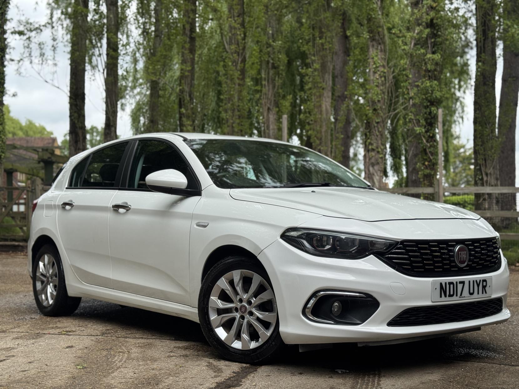 Fiat Tipo 1.4 MPI Easy Plus Hatchback 5dr Petrol Manual Euro 6 (95 ps)