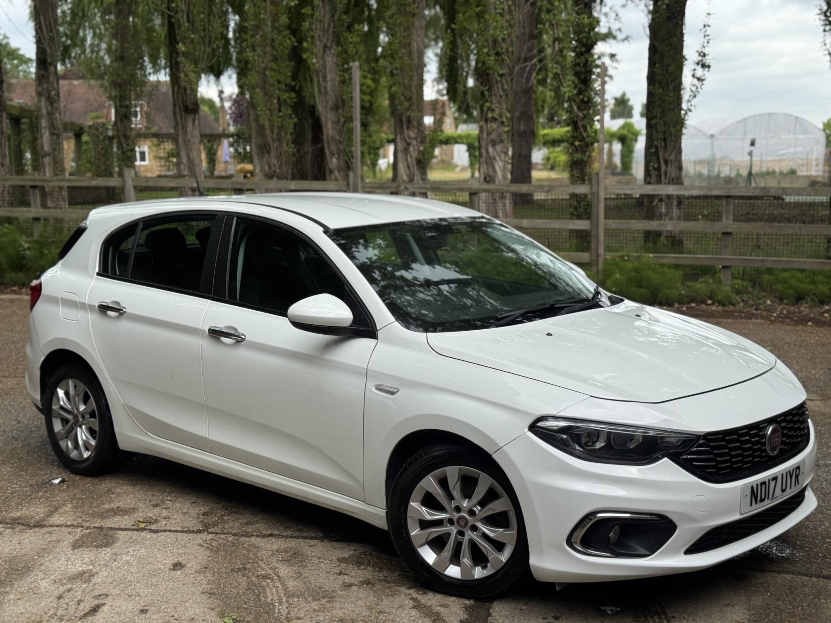 Fiat Tipo 1.4 MPI Easy Plus Hatchback 5dr Petrol Manual Euro 6 (95 ps)